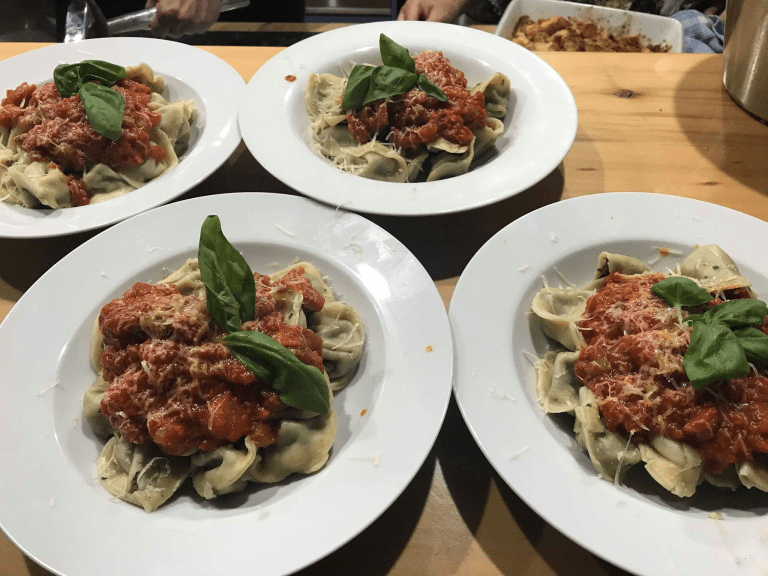 9EF64AF7-7816-40C0-A039-3876D173CE9D